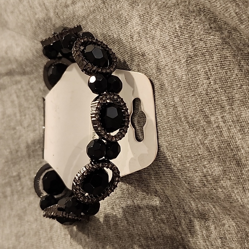 Bracelet - Picture 3 of 3